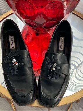 Steve Madden Black Leather Tassel Slip-On Loafers